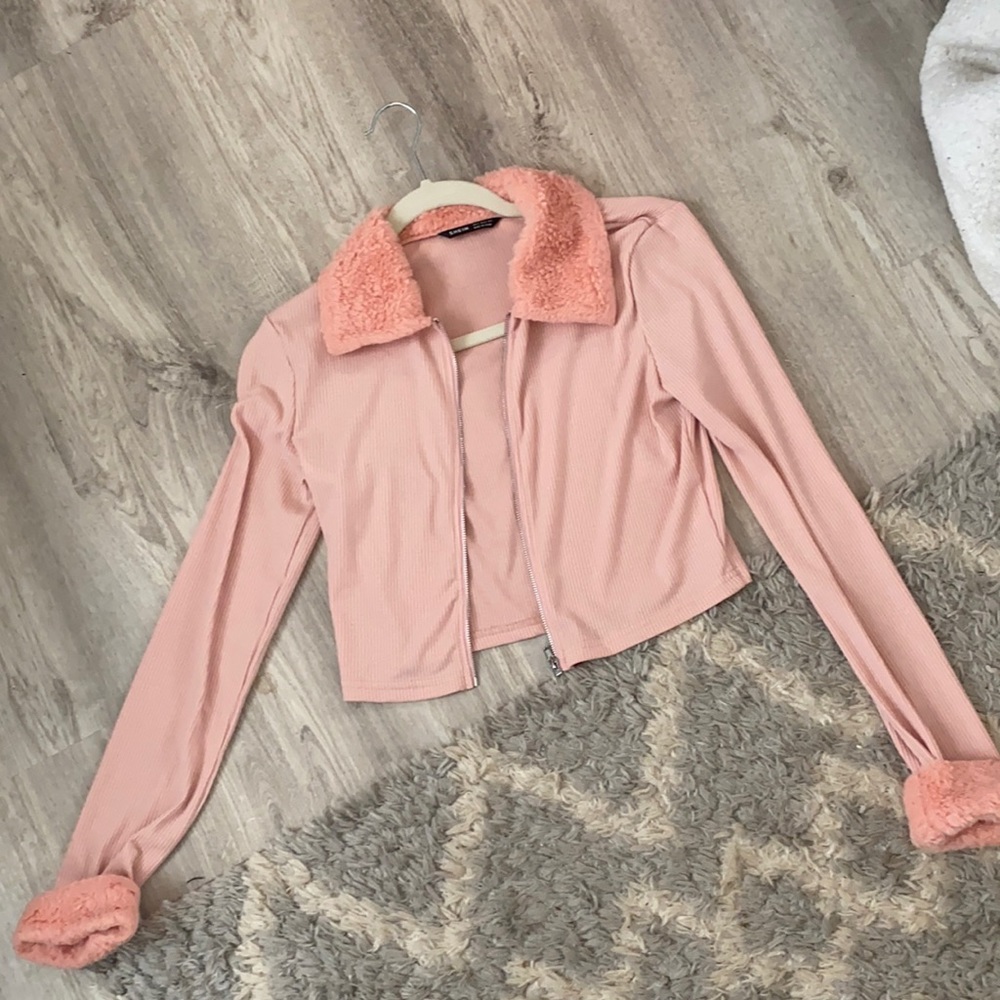 Fur zip up cropped